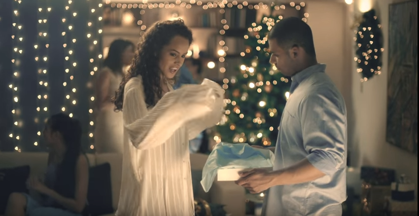 Te queda demasiado grande